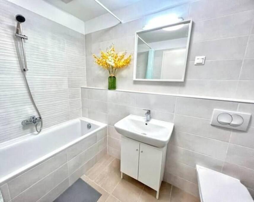 B104 - Liberty Bridge Lovely Home With Free Parking Βουδαπέστη Εξωτερικό φωτογραφία